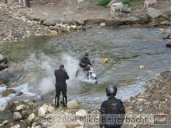 Een oversteek door een doorwaadbare plaats