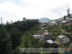 Uitzicht naar een dorp