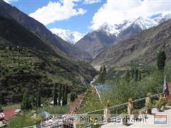 uitzicht naar de bergen