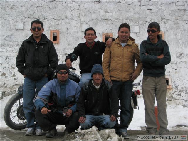 [ img Groepsfoto op de top ]